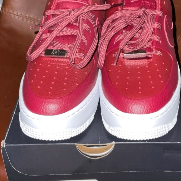 NIKE AIR FORCE SNEAKERS RED size 8 - Picture 6 of 9